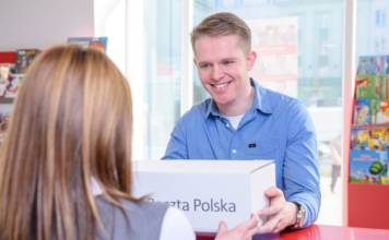 Poczta Polska zatrudnia coraz więcej osób niepełnosprawnych
